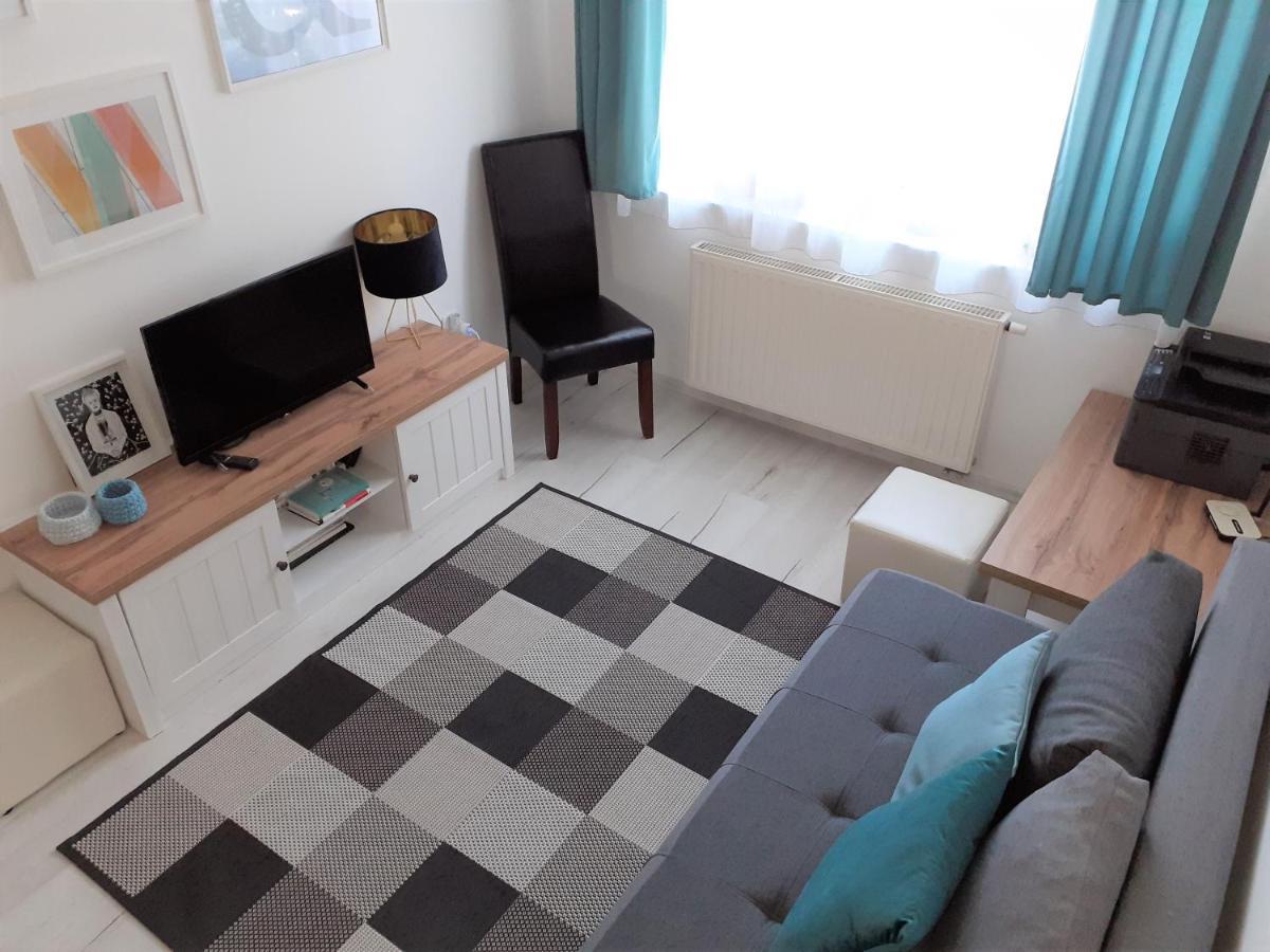 ケストヘイNelli Apartmanアパートメント エクステリア 写真